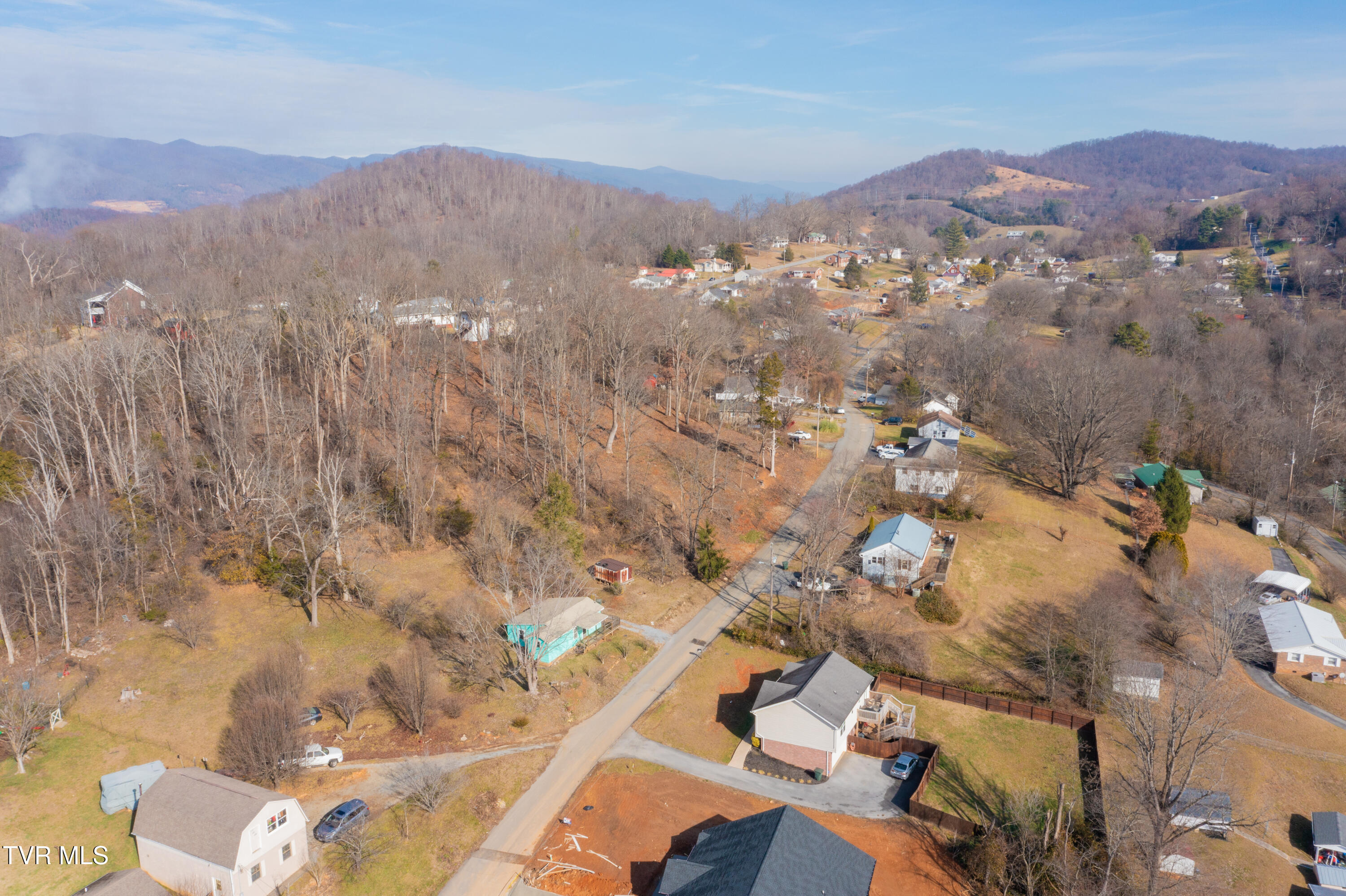 219 Old Siam Road Elizabethton, TN 37643 - Photo 33 of 35 Old Siam Rd-10