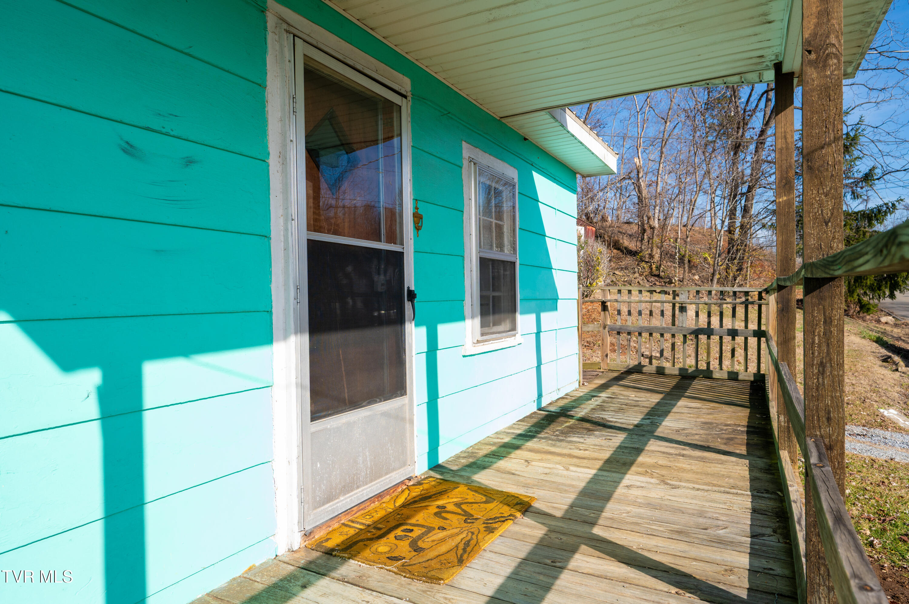 219 Old Siam Road Elizabethton, TN 37643 - Photo 8 of 35 Old Siam Rd-38