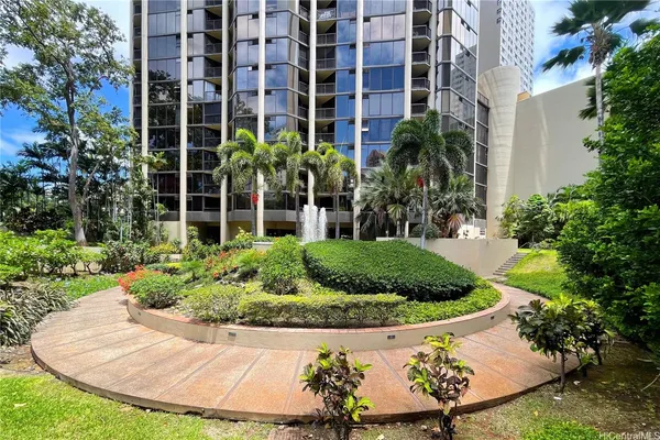 $338,000 | 60 North Beretania Street, Unit 506, Honolulu, HI 96817