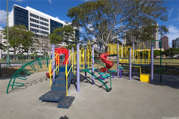 $338,000 | 60 North Beretania Street, Unit 506, Honolulu, HI 96817