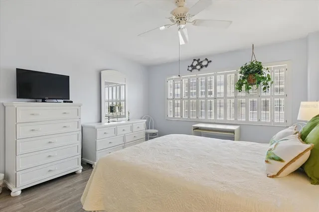 $3,600 | 244 St Augustine Avenue, Unit 605, Venice, FL 34285