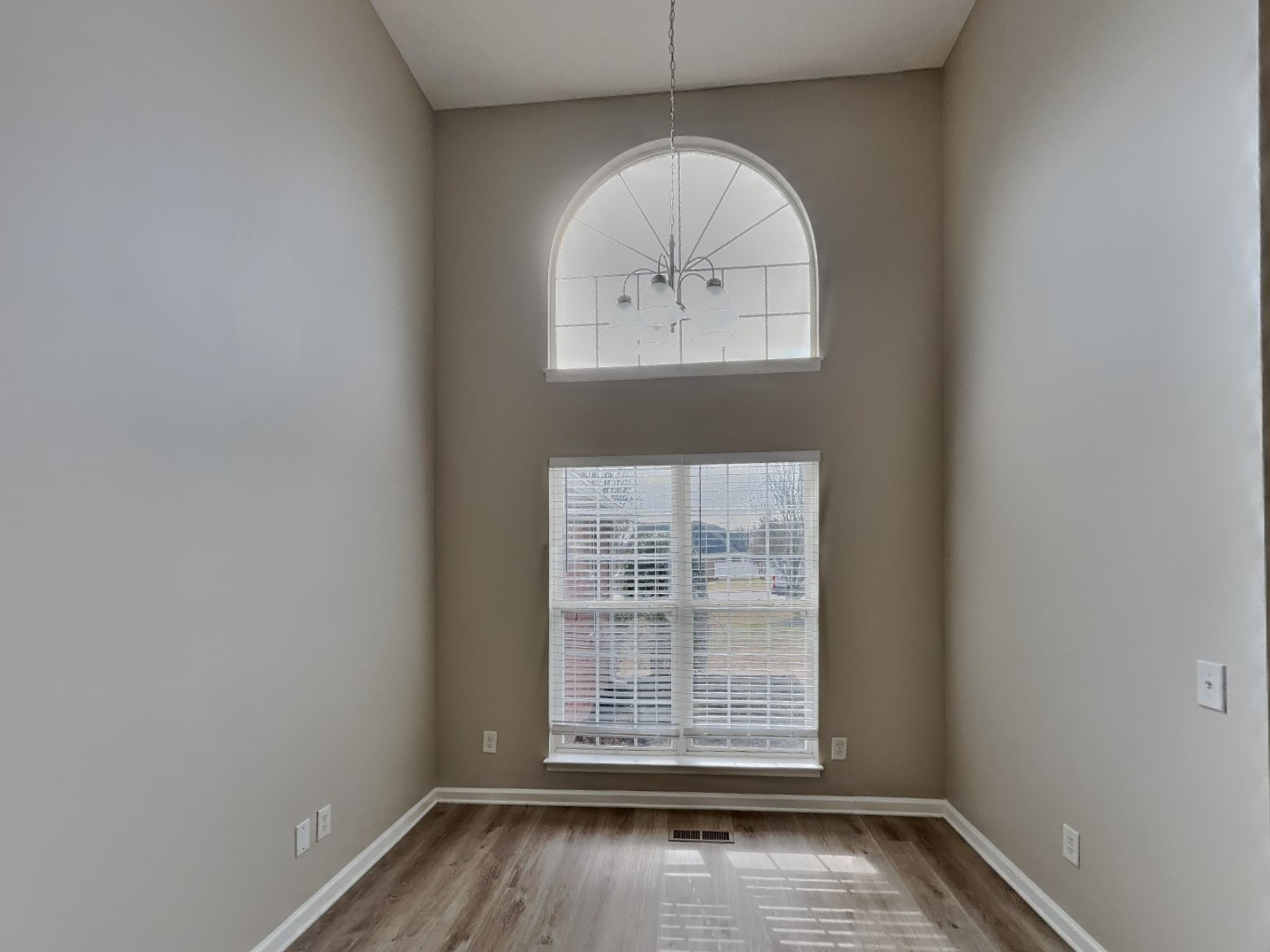 1503 Whitmore Street Lebanon, TN 37087 - Photo 4 of 15