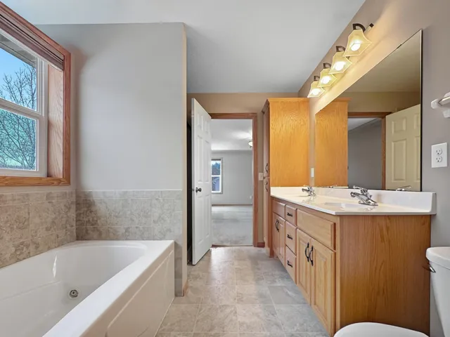 $525,000 | 969 Kelly Street, Lino Lakes, MN 55014