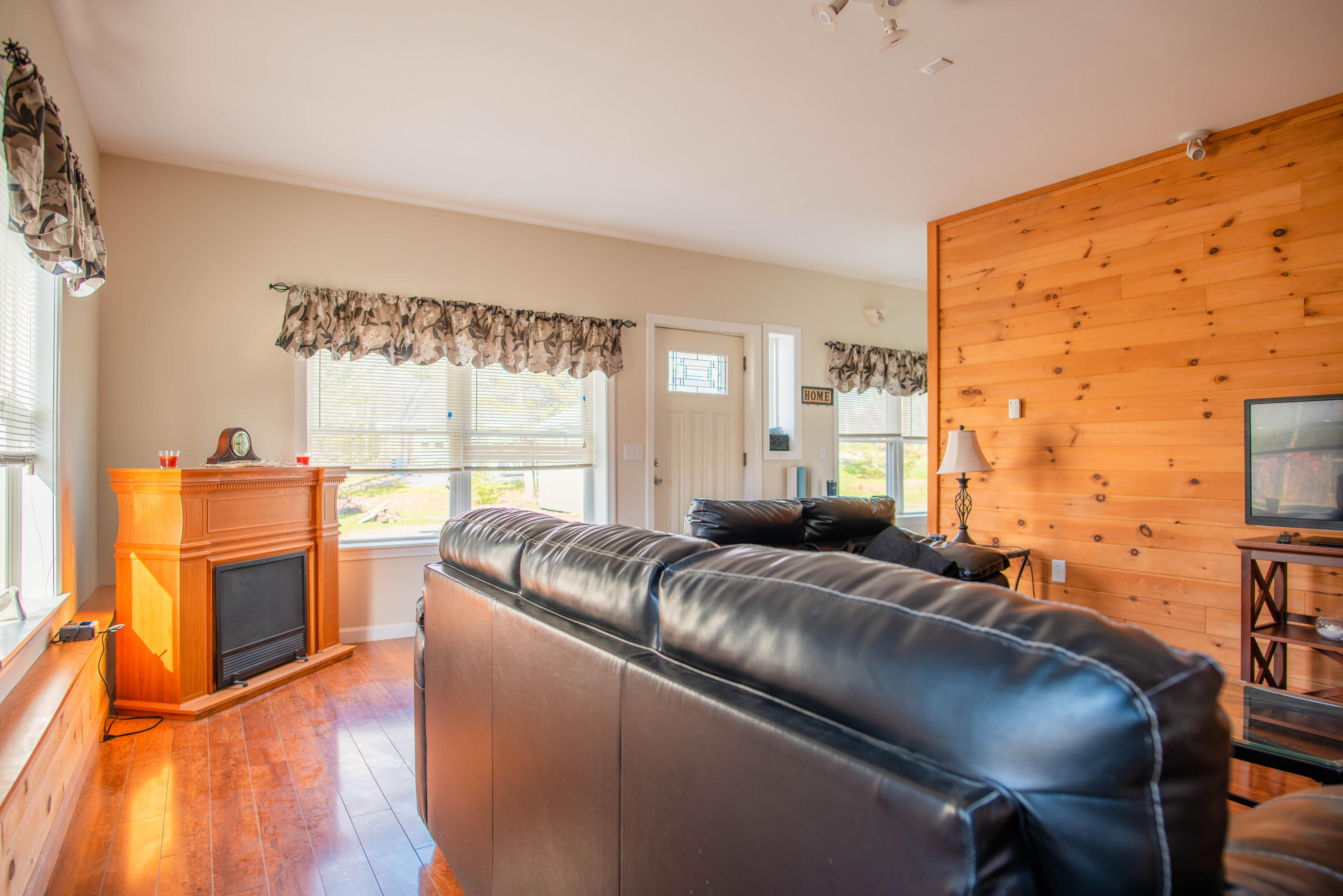 245 10 Road Bradley, ME 04411 - Photo 9 of 35 245TenRd-27