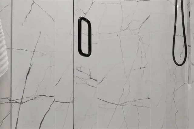 $700,000 | 4950 Central Street, Unit 206, Kansas City, MO 64112