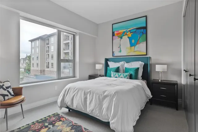 $700,000 | 4950 Central Street, Unit 206, Kansas City, MO 64112