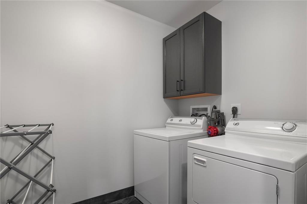 4950 Central Street, Unit 206 Kansas City, MO 64112 - Photo 19 of 27