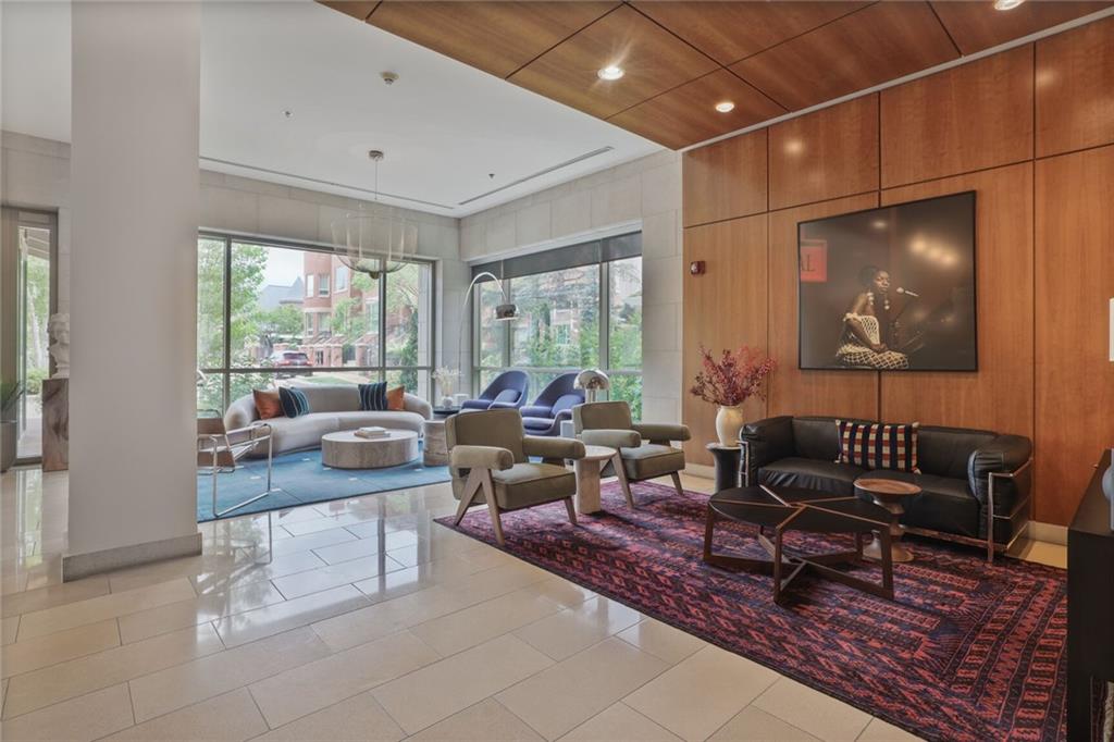 4950 Central Street, Unit 206 Kansas City, MO 64112 - Photo 23 of 27