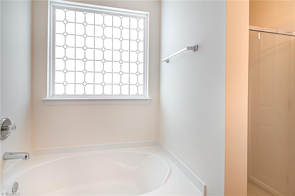 853 Hedgepath Terrace High Point, NC 27265 - Photo 22 of 30 Gallery Image 22