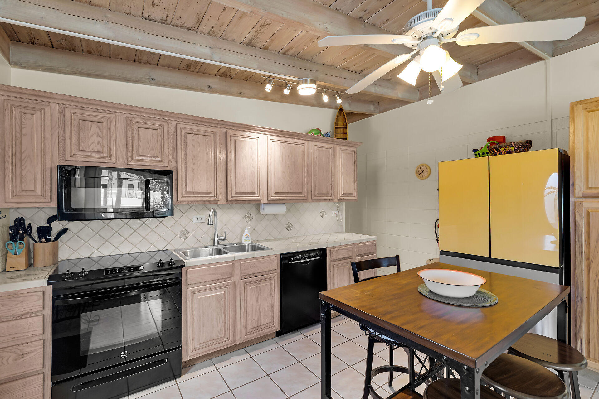 191 5th Street Key Colony Beach, FL 33051 - Photo 11 of 82 virtual-tour-363662-mls-high-res-image-2