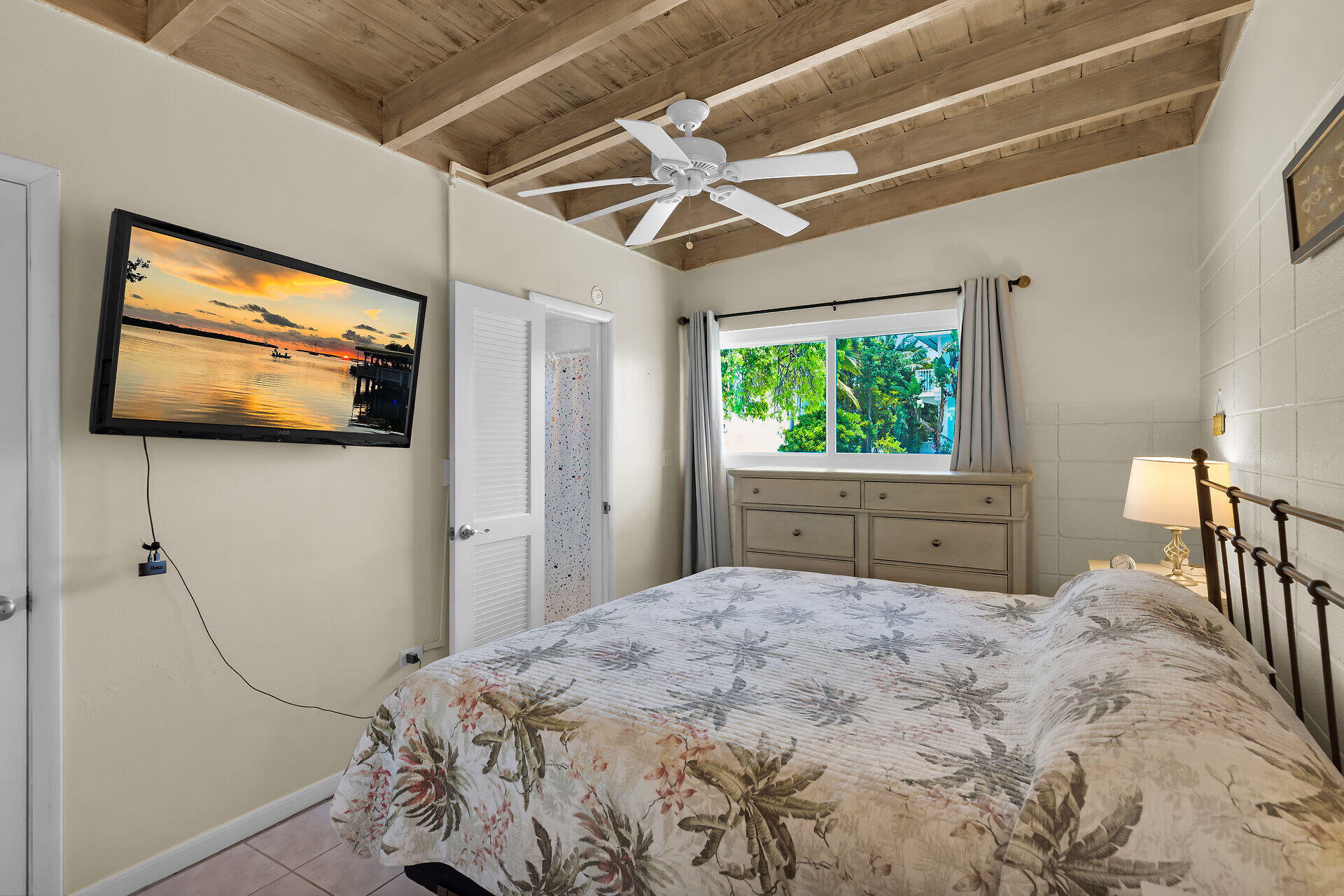 191 5th Street Key Colony Beach, FL 33051 - Photo 18 of 82 virtual-tour-363662-mls-high-res-image-3