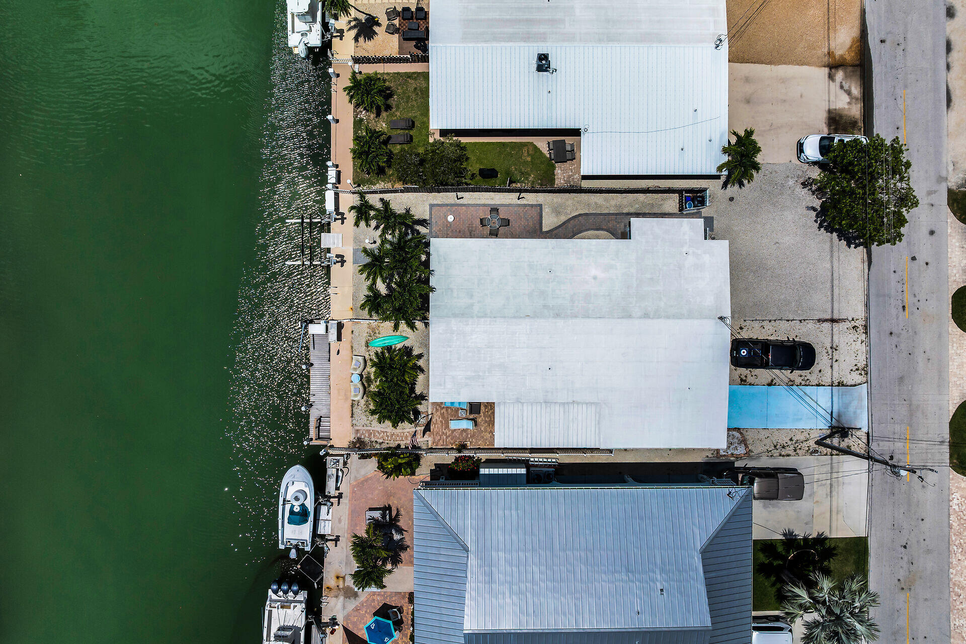 191 5th Street Key Colony Beach, FL 33051 - Photo 5 of 82 virtual-tour-363662-mls-high-res-image-3