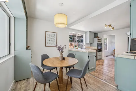 $895,000 | 5672 Torrey Pine Court, El Sobrante, CA 94803