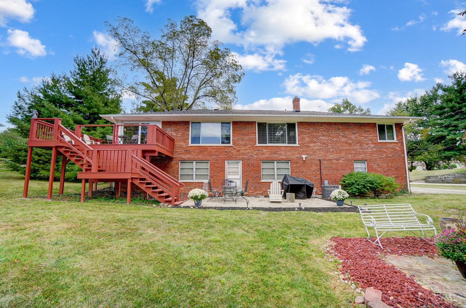 1881 Linneman Road Cincinnati, OH 45238 - Photo 39 of 51