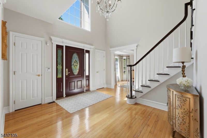 13 Hunters Trail Chester, NJ 07930 - Photo 6 of 50