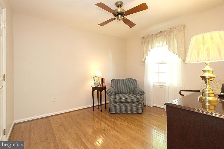 205 Tschiffely Square Road Gaithersburg, MD 20878 - Photo 18 of 30 Bedroom