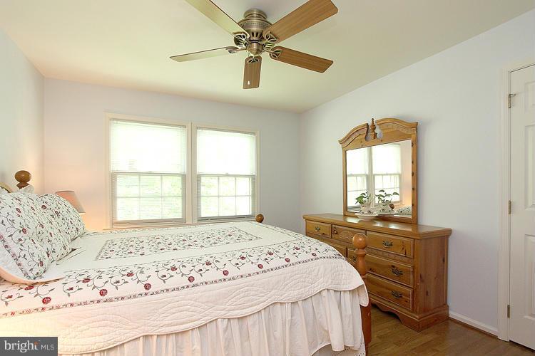 205 Tschiffely Square Road Gaithersburg, MD 20878 - Photo 21 of 30 Bedroom