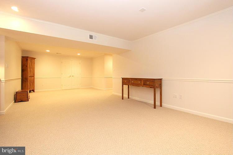 205 Tschiffely Square Road Gaithersburg, MD 20878 - Photo 28 of 30 Basement
