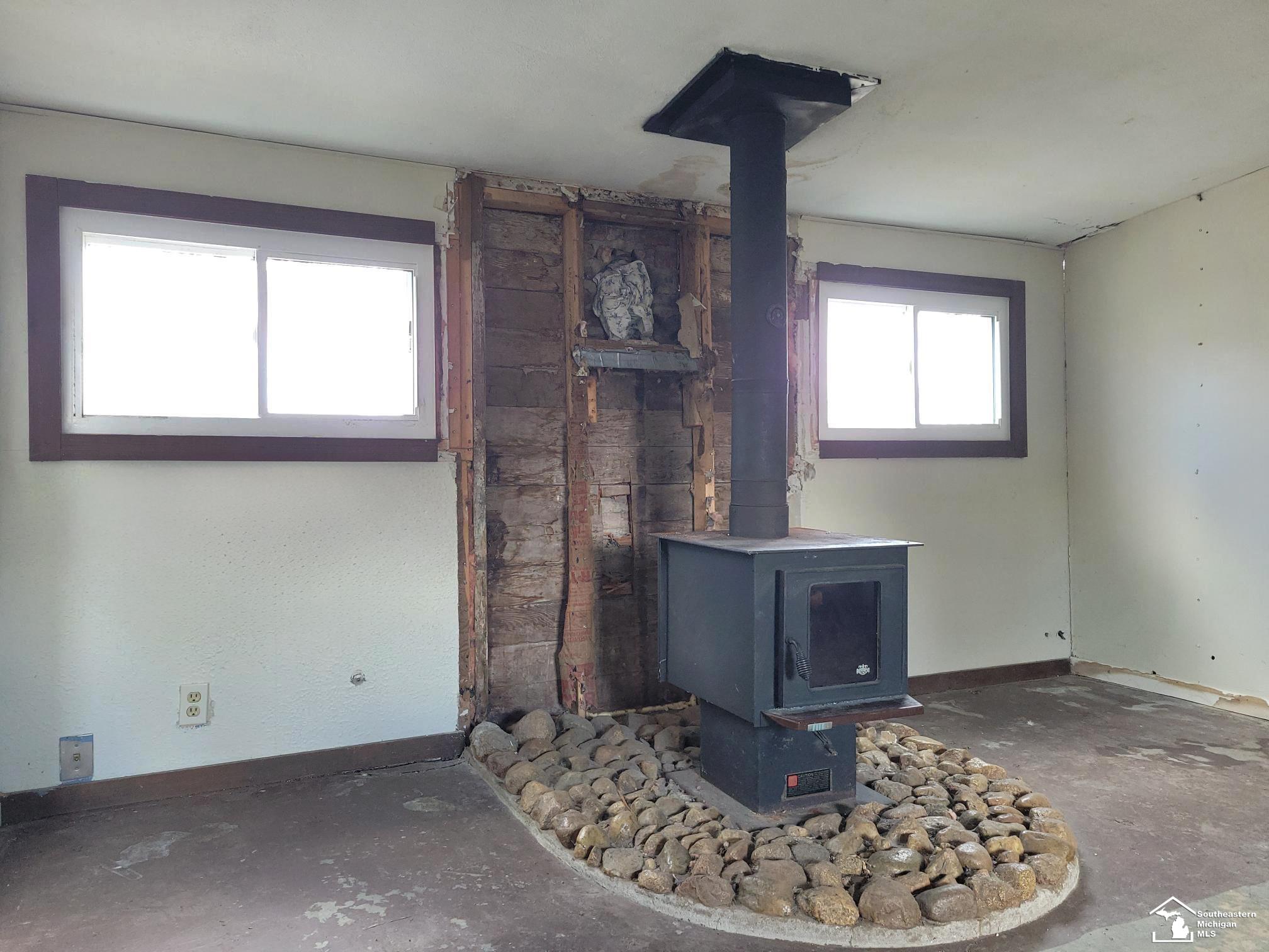 1483 East Sterns Road Erie, MI 48133 - Photo 6 of 10 50203108-0fbdb454-c523-4afc-9d65-f5b12e4a77d1.JPG