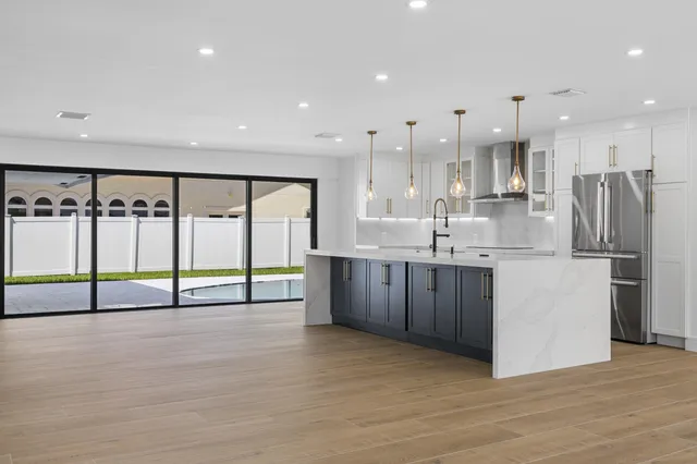 $1,589,000 | 4121 Northeast 31st Avenue, Lighthouse Point, FL 33064