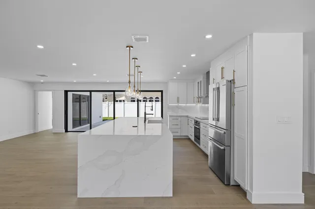 $1,589,000 | 4121 Northeast 31st Avenue, Lighthouse Point, FL 33064