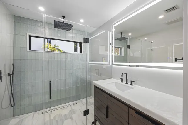 $1,589,000 | 4121 Northeast 31st Avenue, Lighthouse Point, FL 33064