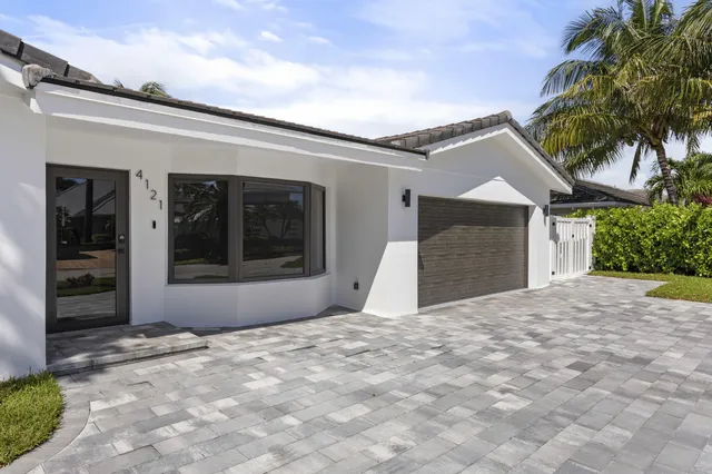 $1,589,000 | 4121 Northeast 31st Avenue, Lighthouse Point, FL 33064