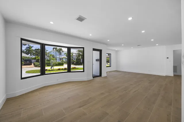 $1,589,000 | 4121 Northeast 31st Avenue, Lighthouse Point, FL 33064