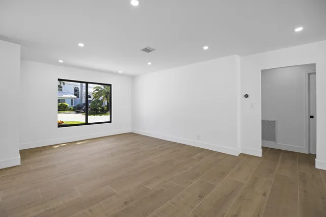 $1,589,000 | 4121 Northeast 31st Avenue, Lighthouse Point, FL 33064