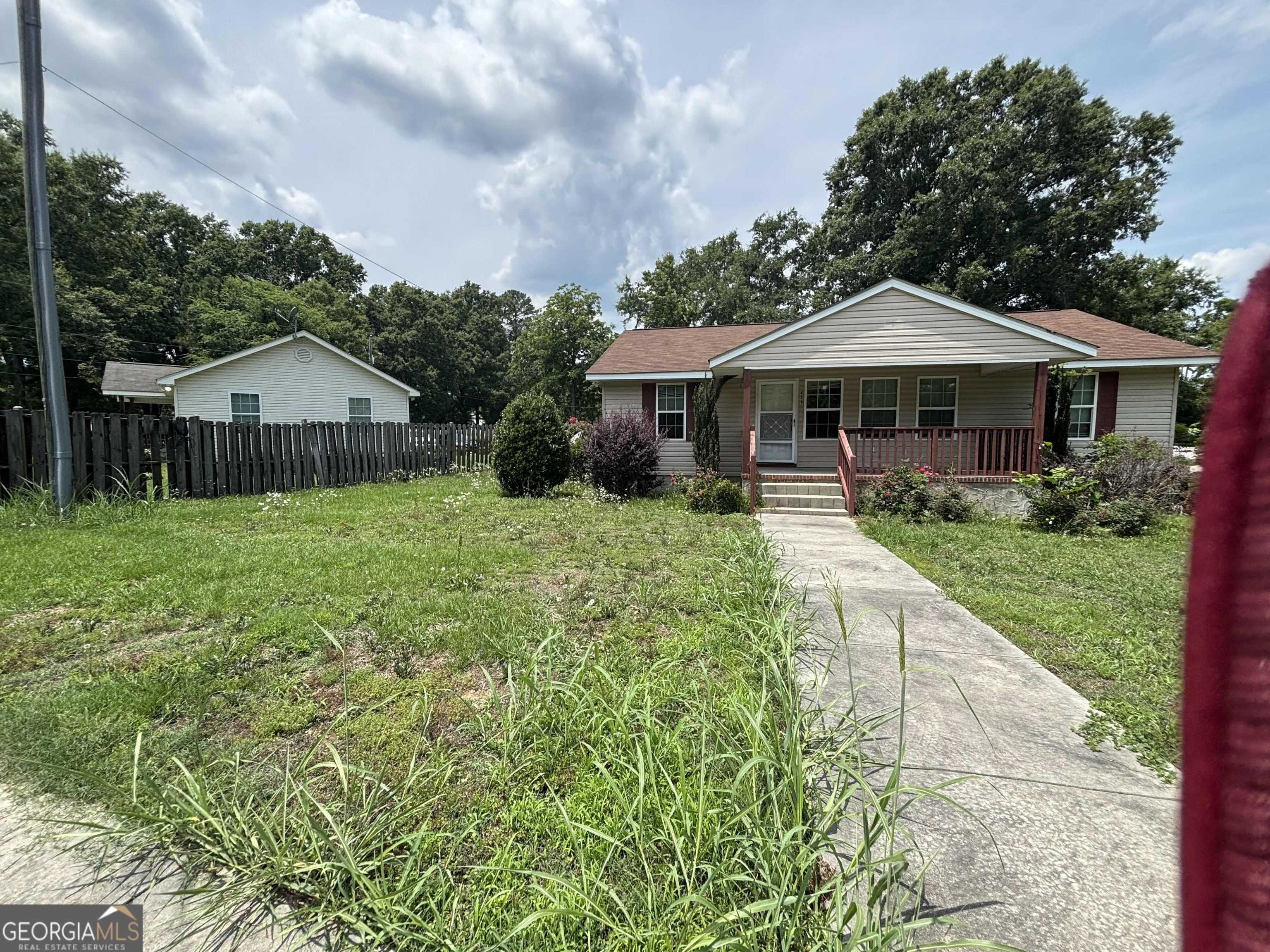 431 Second Street Thomson, GA 30824 - Photo 3 of 20