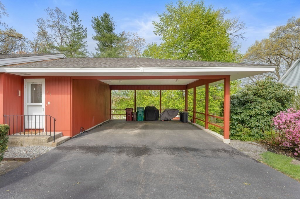 41 Westview Road Lowell, MA 01851 - Photo 3 of 22 Gallery Image 3