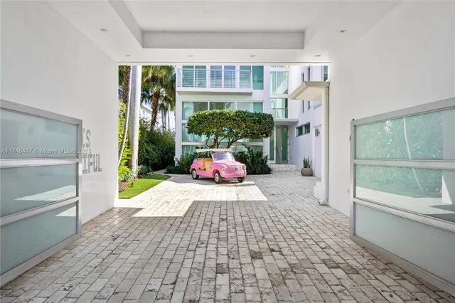 $100,000 | 227 East Dilido Drive, Miami Beach, FL 33139