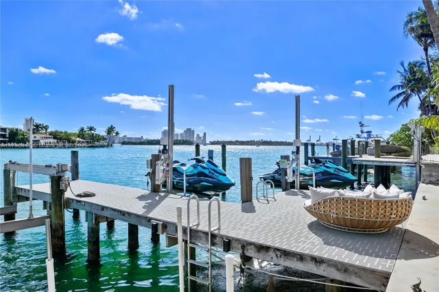 $100,000 | 227 East Dilido Drive, Miami Beach, FL 33139