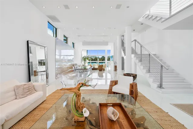 $100,000 | 227 East Dilido Drive, Miami Beach, FL 33139