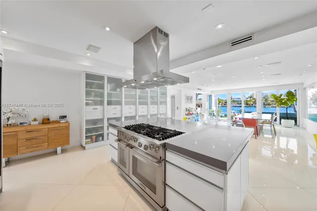 $100,000 | 227 East Dilido Drive, Miami Beach, FL 33139