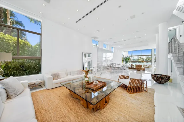 $100,000 | 227 East Dilido Drive, Miami Beach, FL 33139