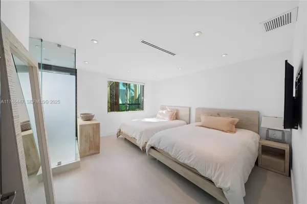 $100,000 | 227 East Dilido Drive, Miami Beach, FL 33139