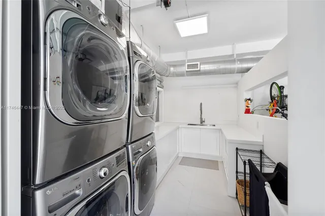 $100,000 | 227 East Dilido Drive, Miami Beach, FL 33139