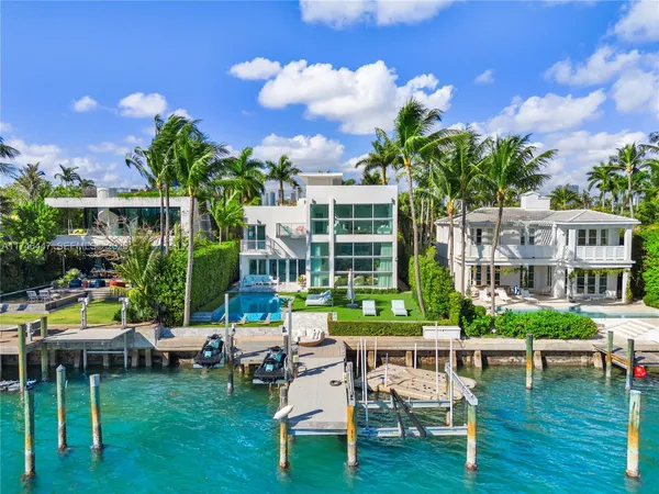 $100,000 | 227 East Dilido Drive, Miami Beach, FL 33139