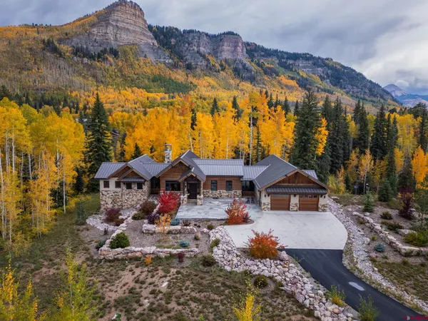 $2,849,000 | 212 2 Dogs Trail, Durango, CO 81301