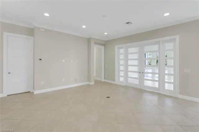 $750,000 | 6573 Dominica Drive, Unit 5 101, Naples, FL 34113