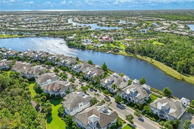 $750,000 | 6573 Dominica Drive, Unit 5 101, Naples, FL 34113