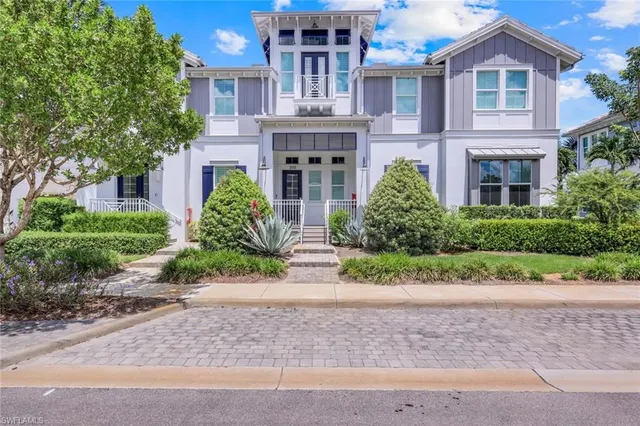 $750,000 | 6573 Dominica Drive, Unit 5 101, Naples, FL 34113