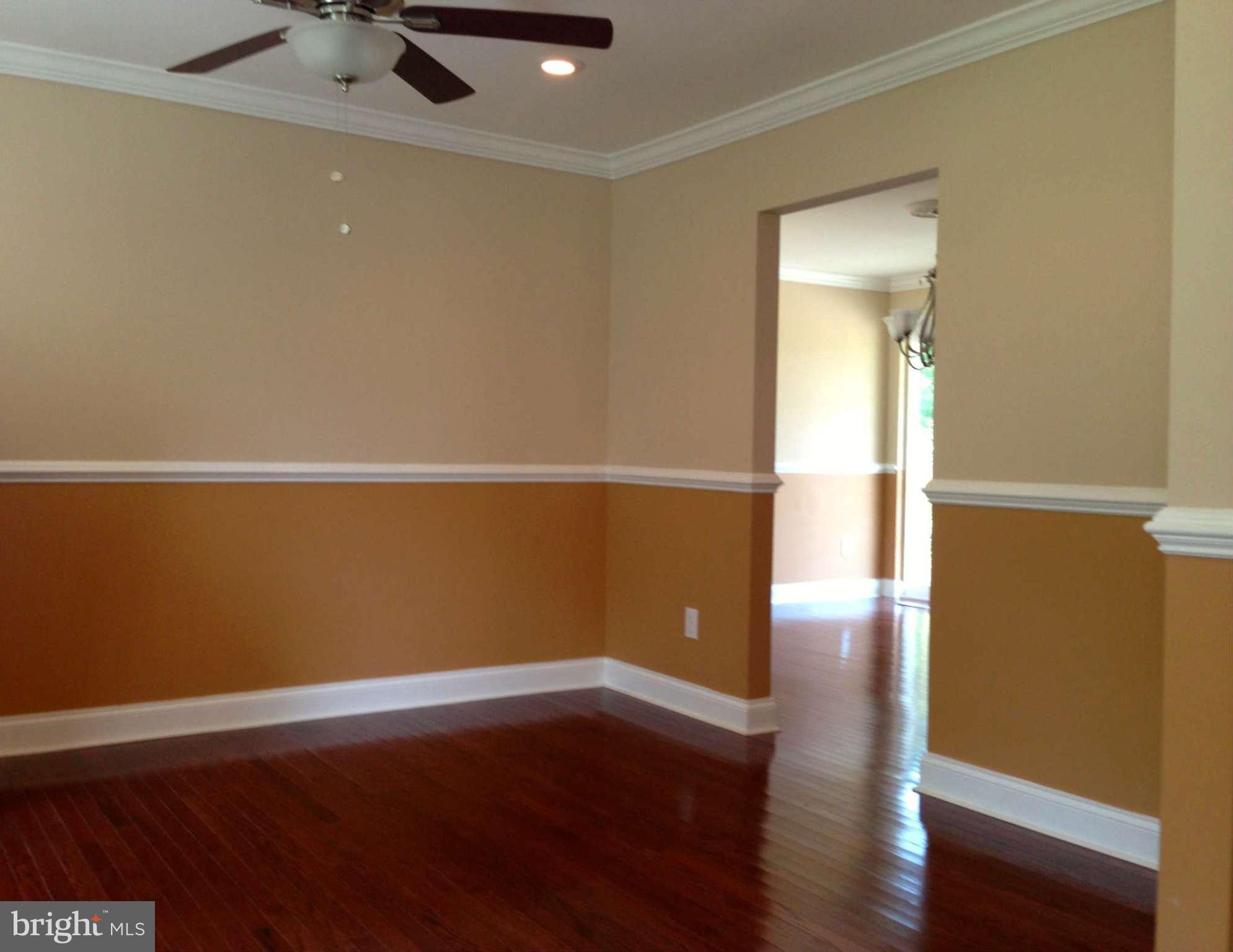 4710 Hawksbury Road Baltimore, MD 21208 - Photo 9 of 27 Living Room