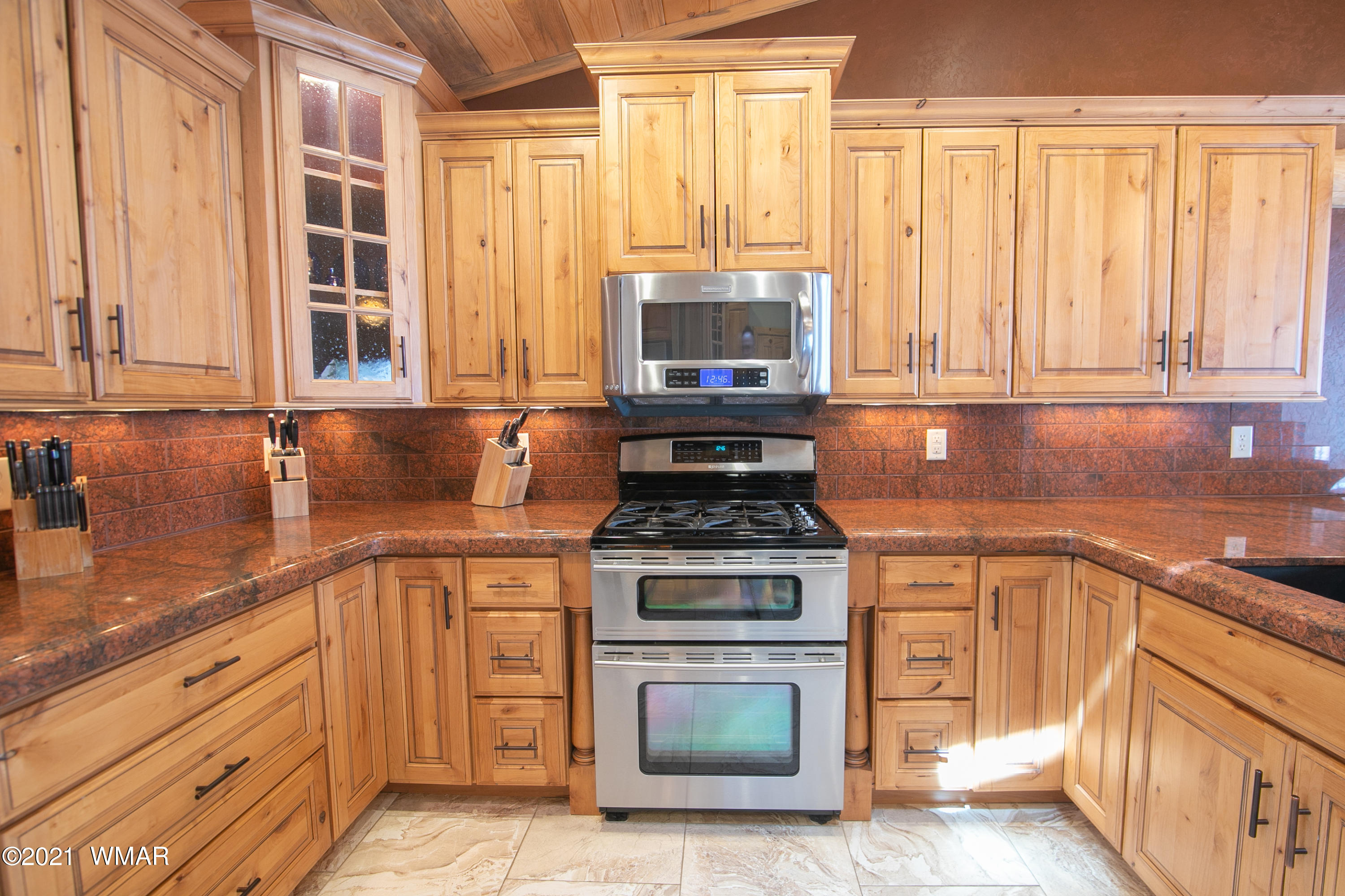 2768 Aspen Road Pinetop, AZ 85935 - Photo 11 of 46 Gallery Image 11