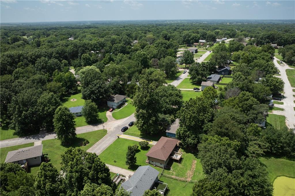 23 Southeast 190 Road Warrensburg, MO 64093 - Photo 12 of 22 Gallery Image 12