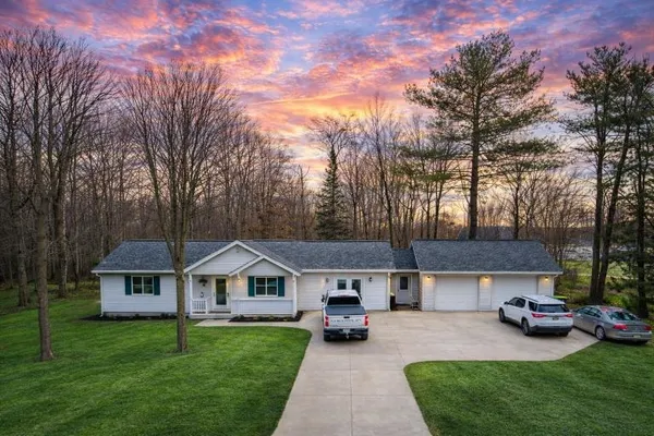 $252,500 | 1312 Vinewood Street, Clare, MI 48617