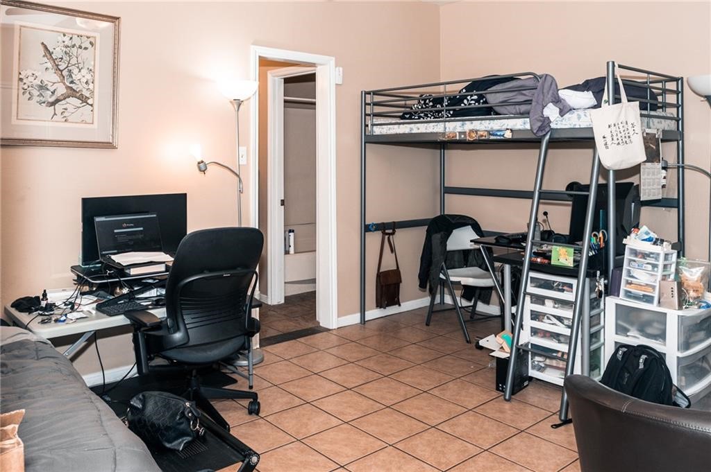 2529 Rio Grande Street, Unit 11 Austin, TX 78705 - Photo 8 of 15