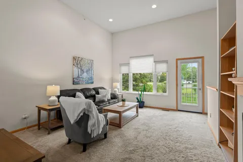 $279,900 | 17620 69th Place North, Maple Grove, MN 55311