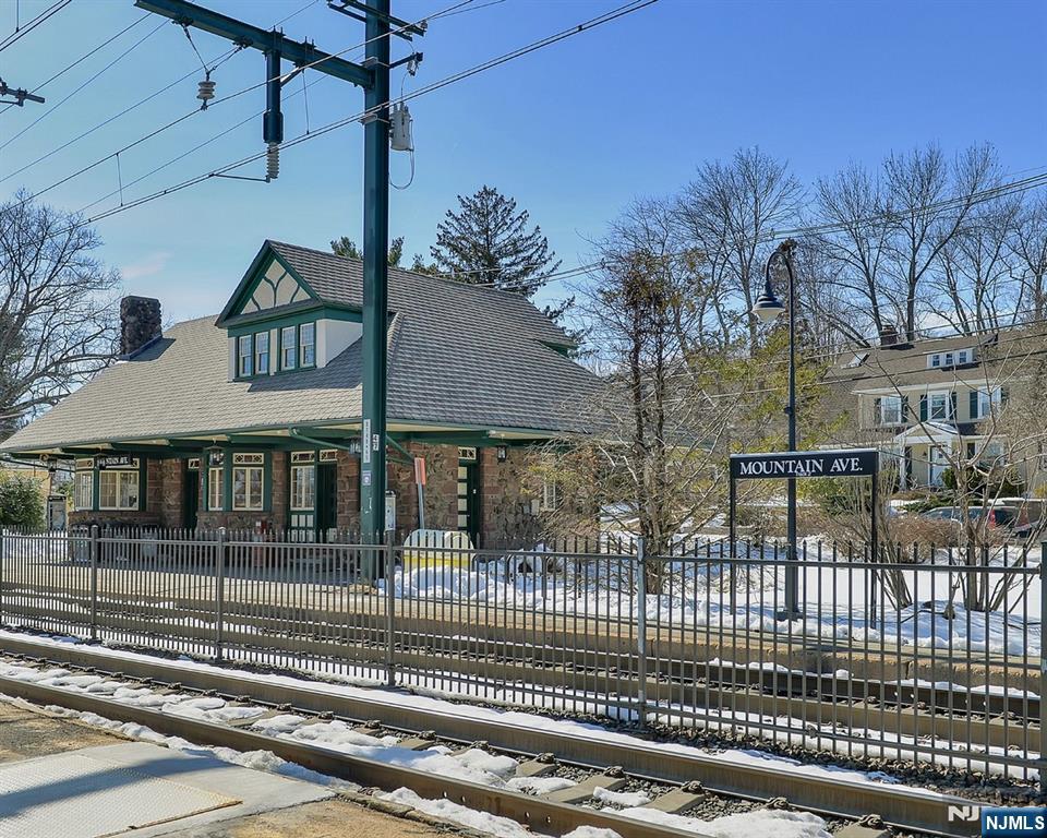 1 Laurel Place Montclair, NJ 07043 - Photo 24 of 24
